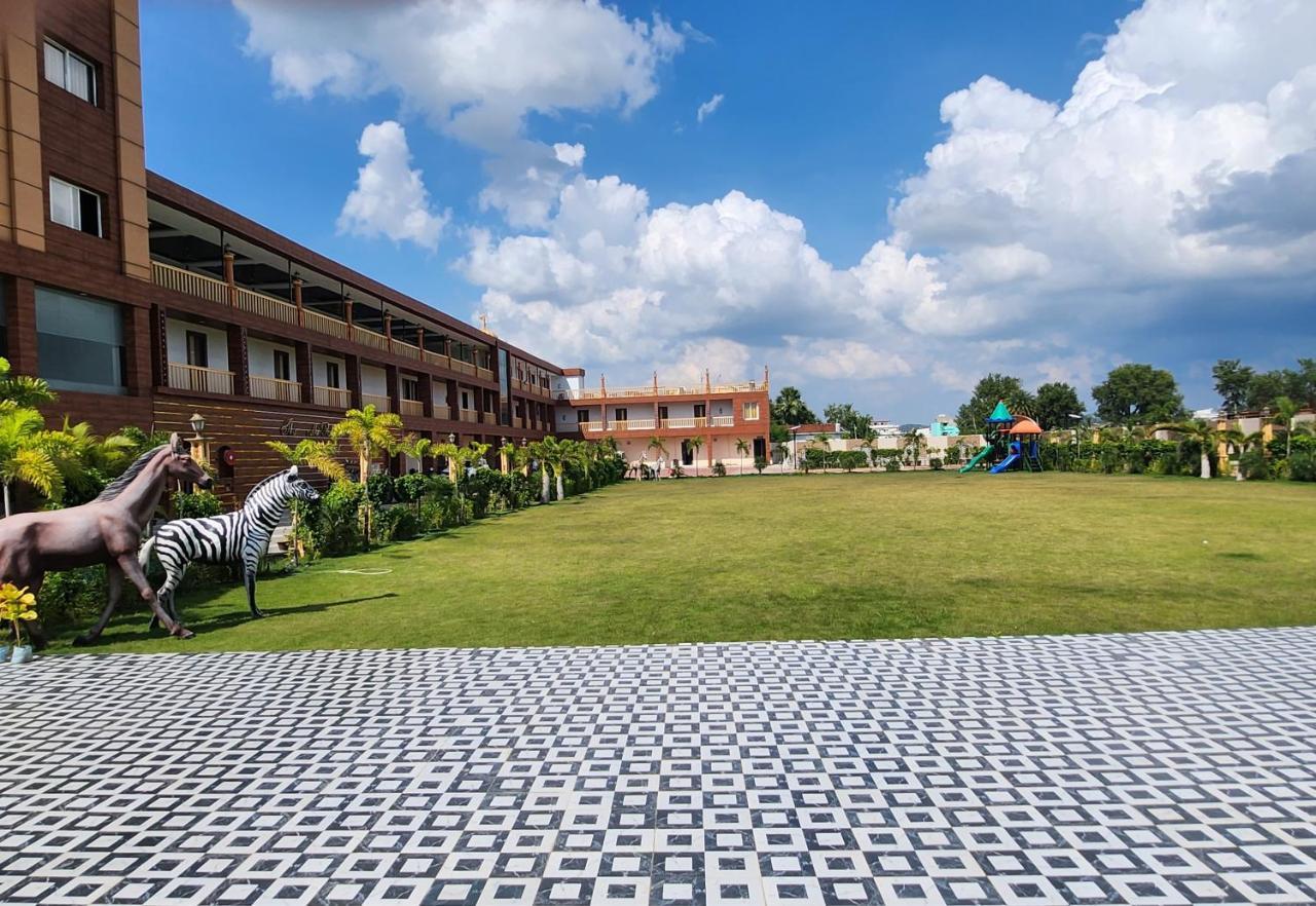 The Bodhi Palace Resort Exterior foto