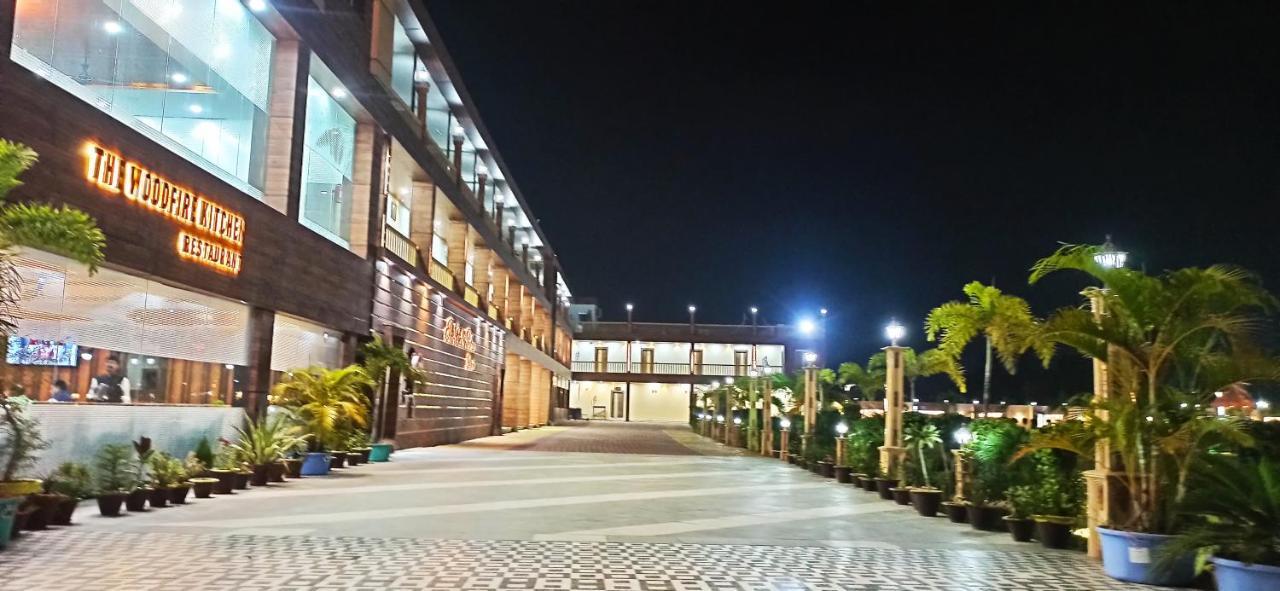 The Bodhi Palace Resort Exterior foto