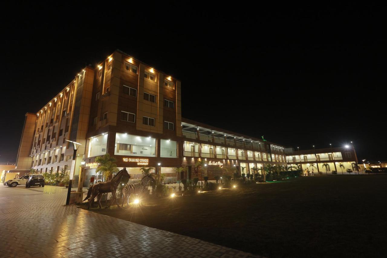 The Bodhi Palace Resort Exterior foto