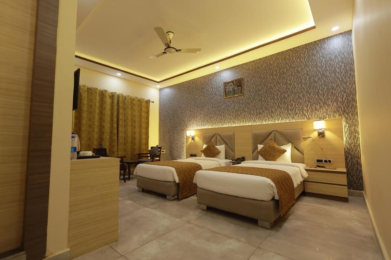 The Bodhi Palace Resort Exterior foto
